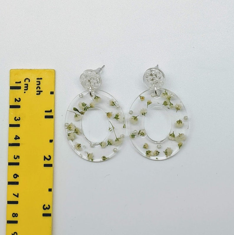 Pearl and Baby/'s Breath Earrings