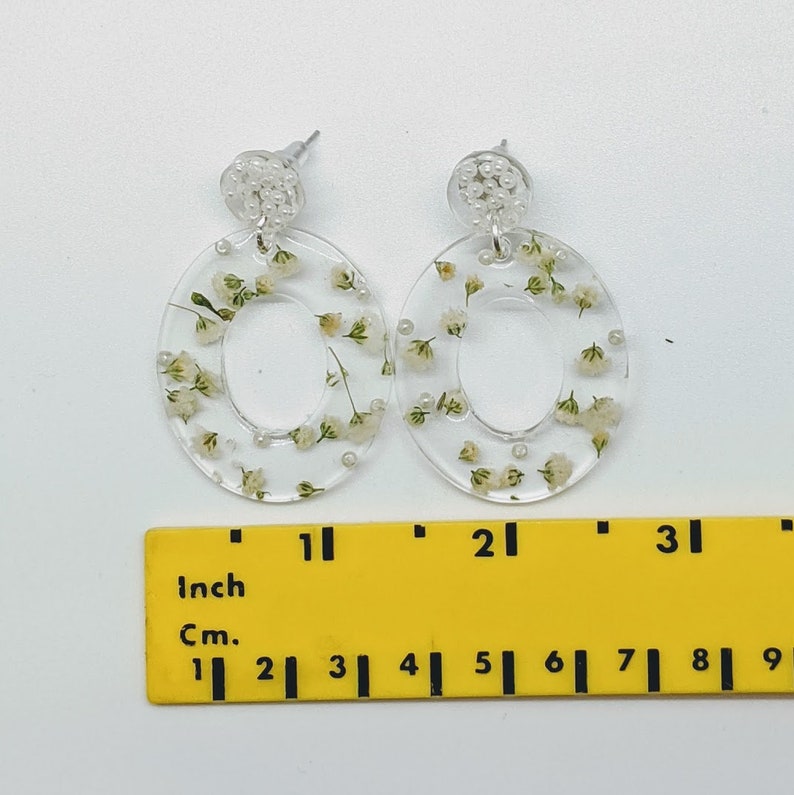 Pearl and Baby/'s Breath Earrings