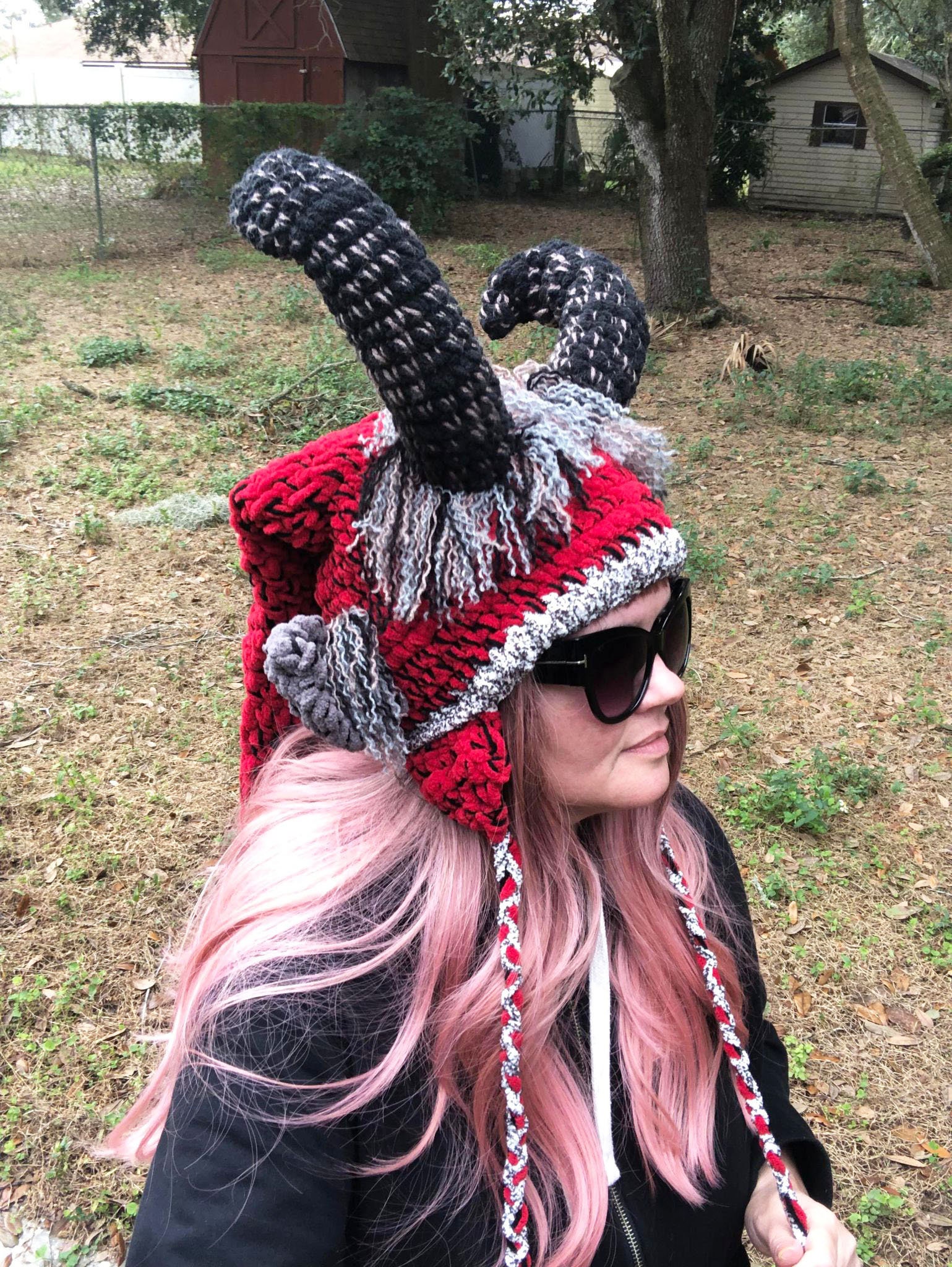 Perverze Scalloped Crochet Headdress 帽子 Crochet Horned Hat Pattern: Krampus, Faun, Goat (PDF Pattern) - Etsy