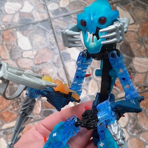 LEGO Bionicle Takadox 8916, Complete, Lego Vintage set, Bionicle Complete Set, Christmas gift idea, vintage gift idea, toy gift idea
