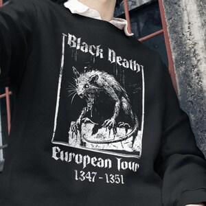 Black Death Gothic Rat Sweatshirt, Medieval Goth Humor Jumper, Gothic Crewneck, Unisex Sweatshirt, Dark Humor, Retro Horror