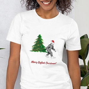 Bigfoot Sasquatch Christmas Shirt, gorilla merry Christmas Short-Sleeve Unisex T-Shirt