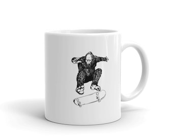 Bigfoot Sasquatch Yeti Skateboard Mug