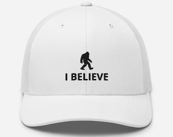 Bigfoot Sasquatch Cap, Yeti , I Believe Trucker Hat, Bigfoot ricamato e lettering
