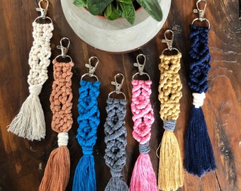 Llaveros Macrame