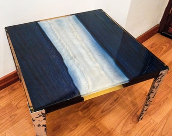 FUSION Lounge table in chestnut and resin