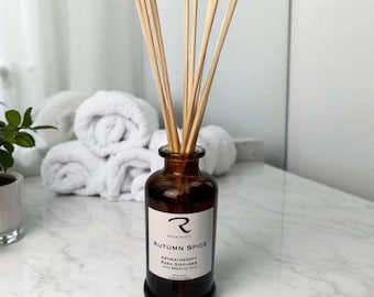 Autumn Spice Reed Diffuser Apothecary Bottle 100ml, Christmas Spa Gift, Aromatherapy Diffuser in Vintage Style Amber Glass Bottle, Natural