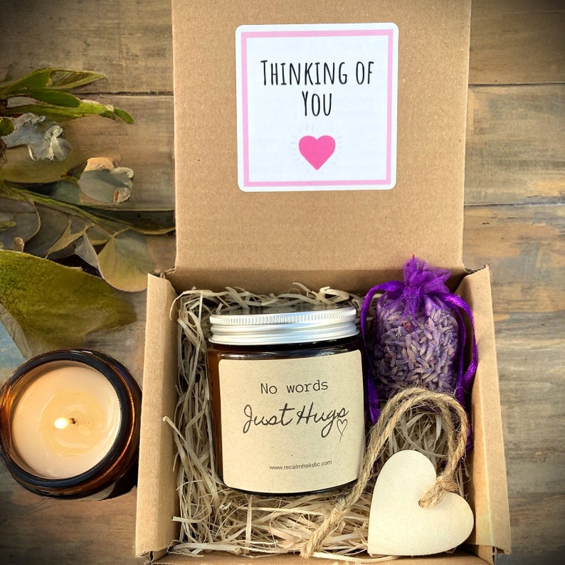 No words just hugs, Sympathy Gift, Aromatherapy candle with 100% pure essential oils - Thinking of you Candle. Thoughtful handmade hand poured soy and coconut wax scented naturally with essential oils.