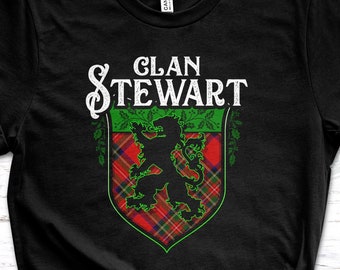 Clan Stewart Scottish Tartan Lion Rampant T-Shirt