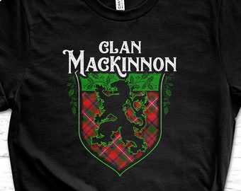 Camiseta con el león rampante del tartán del clan MacKinnon, patrimonio escocés.
