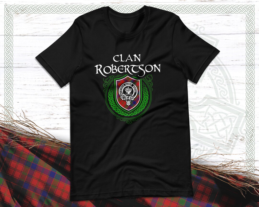 Clan Robertson Scottish Tartan T-shirt With Clan Crest Badge, Motto ...
