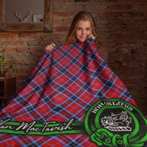 Clan MacTavish Scottish Tartan Throw Blanket, Plaid Tartan Blanket, Soft Blanket, Coat of Arms, MacTavish Last Name, Surname, Sherpa