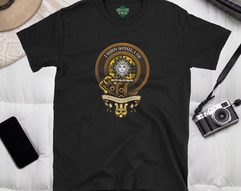 Koszulka z nadrukiem „Klan MacLeod of Lewis Scottish Heritage” – herb rodzinny i tartan