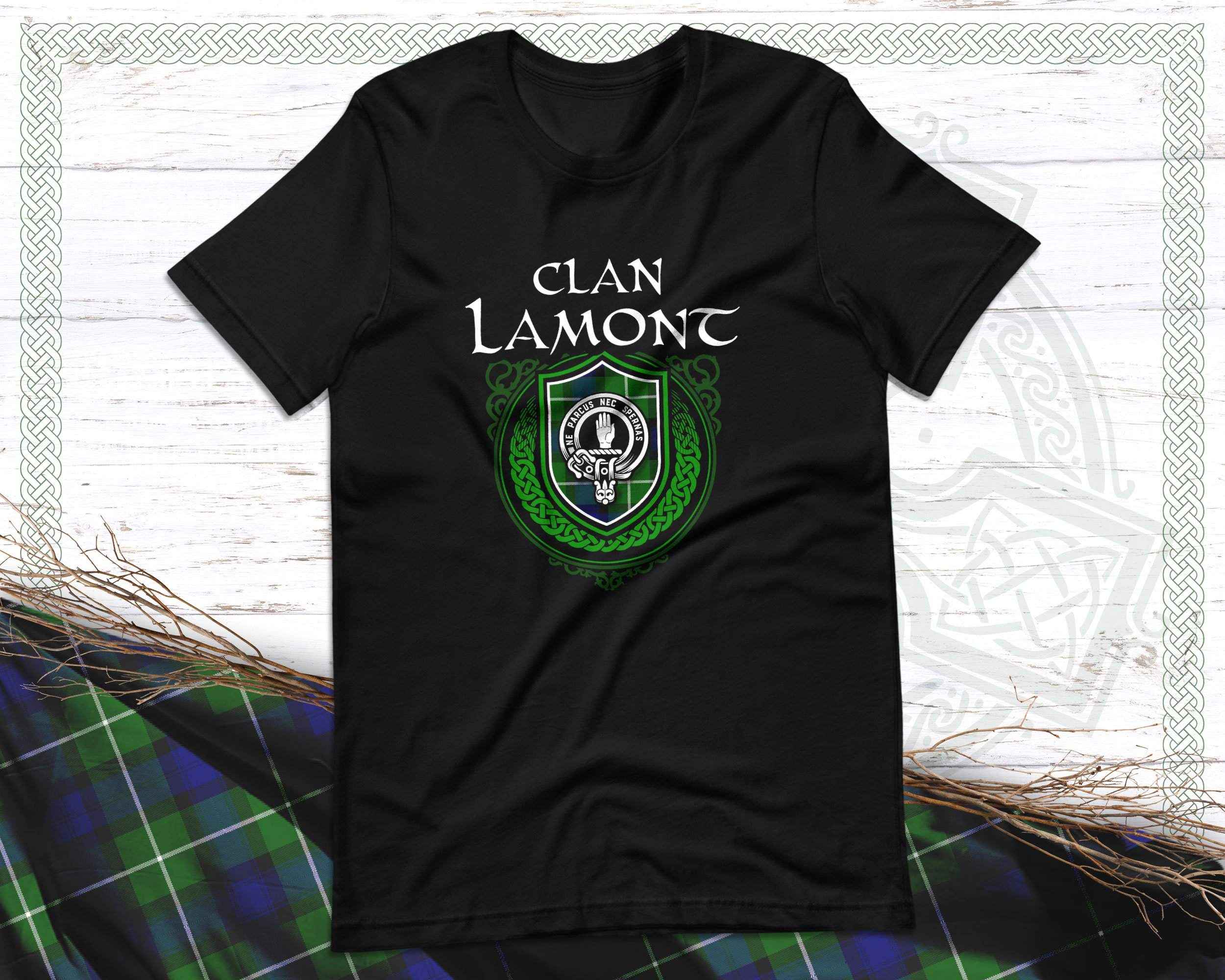 Drummond Surname Scottish Clan Tartan Crest Badge T-Shirt Drummond Surname Scottish Clan Tartan Crest Badge T-Shirt