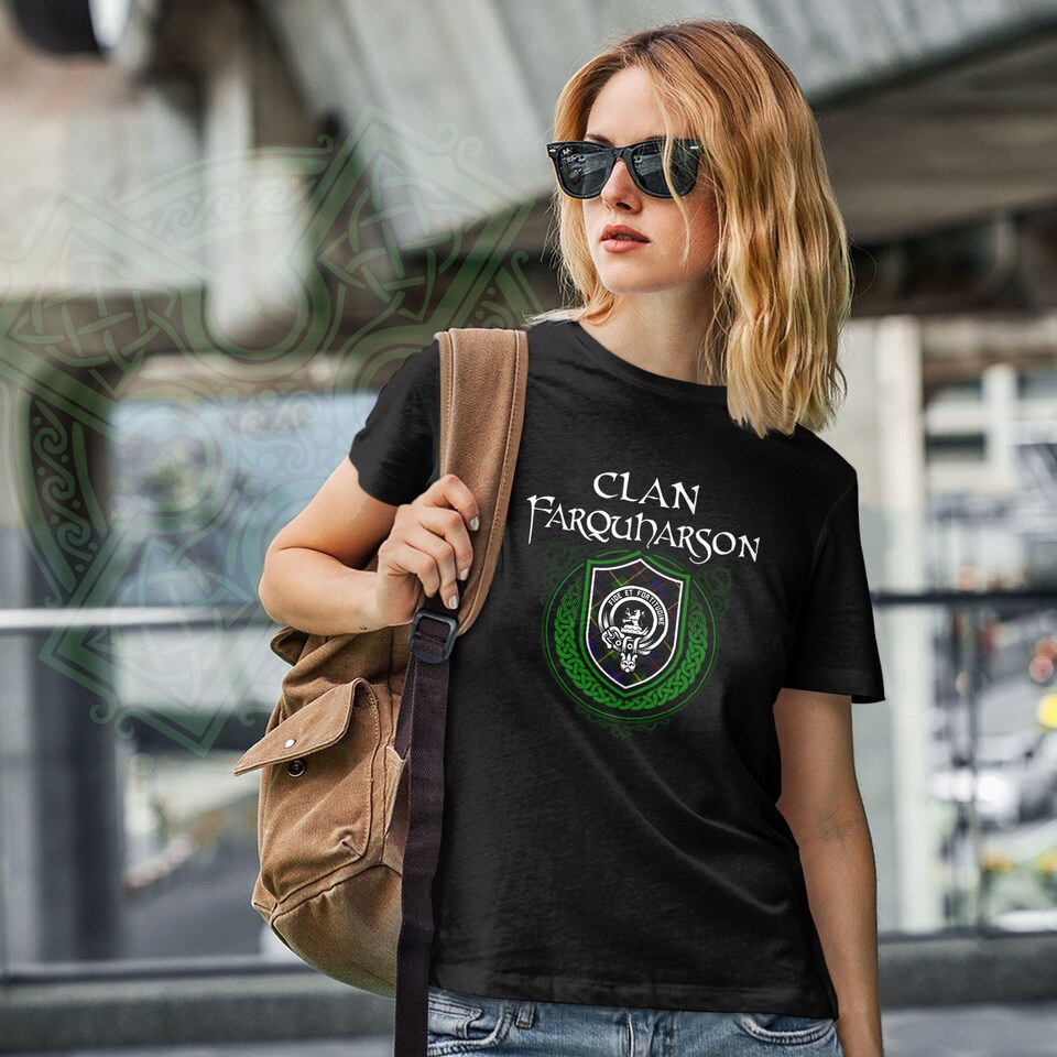 Farquharson Modern Tartan Crest 2D T-shirt - Never Underestimate Style main image 1