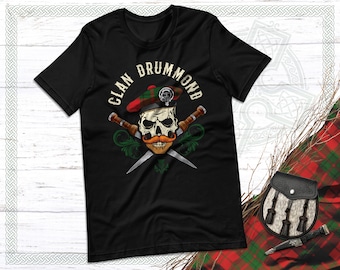 Maglietta con teschio e tartan scozzese del clan Drummond, per una riunione di famiglia.