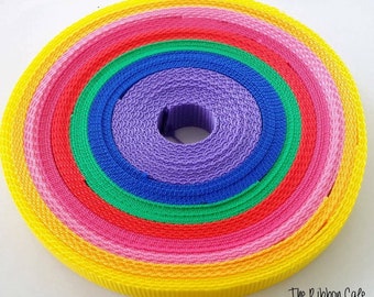 25mm polypropylene webbing Great for dog collars, leads, bag straps