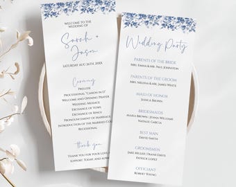 Puede incluir: Dos tarjetas de programa de boda con detalles florales azules. Las tarjetas presentan los nombres "Sarah + Jason" y "Wedding Party", junto con los detalles de la ceremonia y las listas de invitados. El texto está en un estilo delicado y manuscrito.