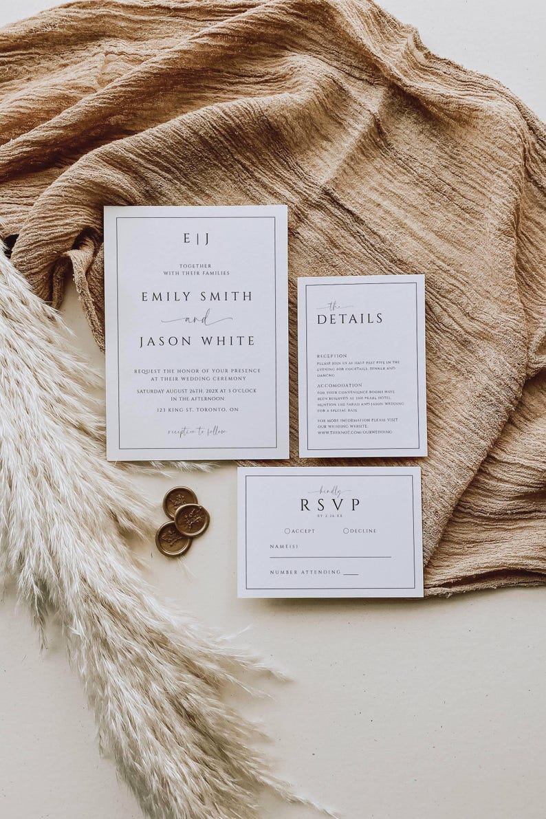 Puede incluir: Elegante juego de invitaciones de boda con invitaci&oacute;n principal, tarjeta de detalles y tarjeta de confirmaci&oacute;n de asistencia. El dise&ntilde;o incluye un dise&ntilde;o minimalista con texto negro sobre tarjetas blancas, sellos de cera dorados y tela neutra.