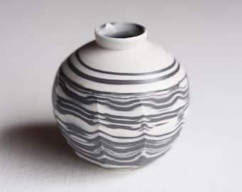 Marble Pottery Vase, Handmade Ceramic Vase, Mini Moon Jar