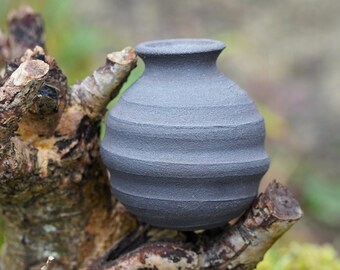 Pottery Vase, Handmade Ceramic Vase, Mini Moon Jar, Housewarming Gift