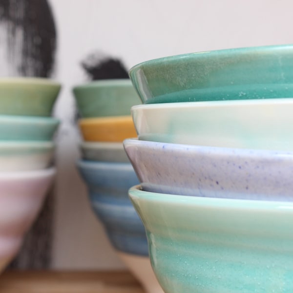 Handmade Ceramic Spiral Bowls, Porcelain Pottery Bowl, Breakfast Soup, Gift, Decorative, Home Interior (Large)