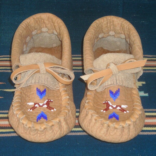naturalizer moccasins