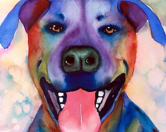 Può includere: Un dipinto ad acquerello del muso di un cane, con una vibrante gamma di colori. Il pelo del cane è un mix di tonalità blu, viola, rosse e gialle. La sua bocca è aperta, rivelando una lingua rosa e denti bianchi. Il cane ha occhi marroni e orecchie blu.