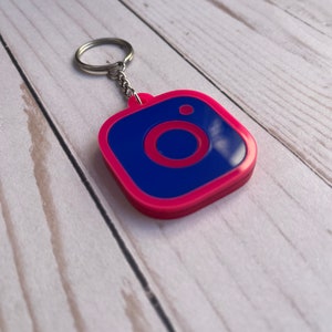 NFC Social Media Smart Keychain , Digital Business Card , QR Code Key ...