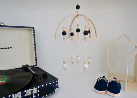 minimalist baby mobile