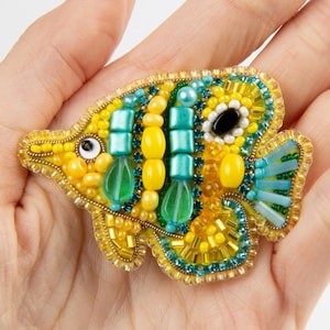 Fish brooch beading embroidery kit *** FREE SHIPPING tropical fish brooch beading kit yellow and blue angelfish beading kit DIY brooch kit