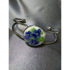 Violet Flowers bracelet embroidery kit *** FREE SHIPPING micro-embroidery jewelry petit point creating kit DIY flower bracelet handmade