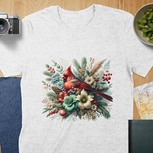 Camiseta para amantes de las aves cardenal norteño con diseño floral invernal, regalo perfecto para observadores de aves, camiseta acogedora con cardenal, camiseta para entusiastas de la naturaleza