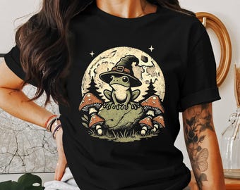 Maglietta Strega Rana Incantata, Maglietta Rana Cottagecore, Maglietta Rana della Foresta dei Funghi, Maglietta Rana del Bosco Magico, Abbigliamento Fantasy Nature