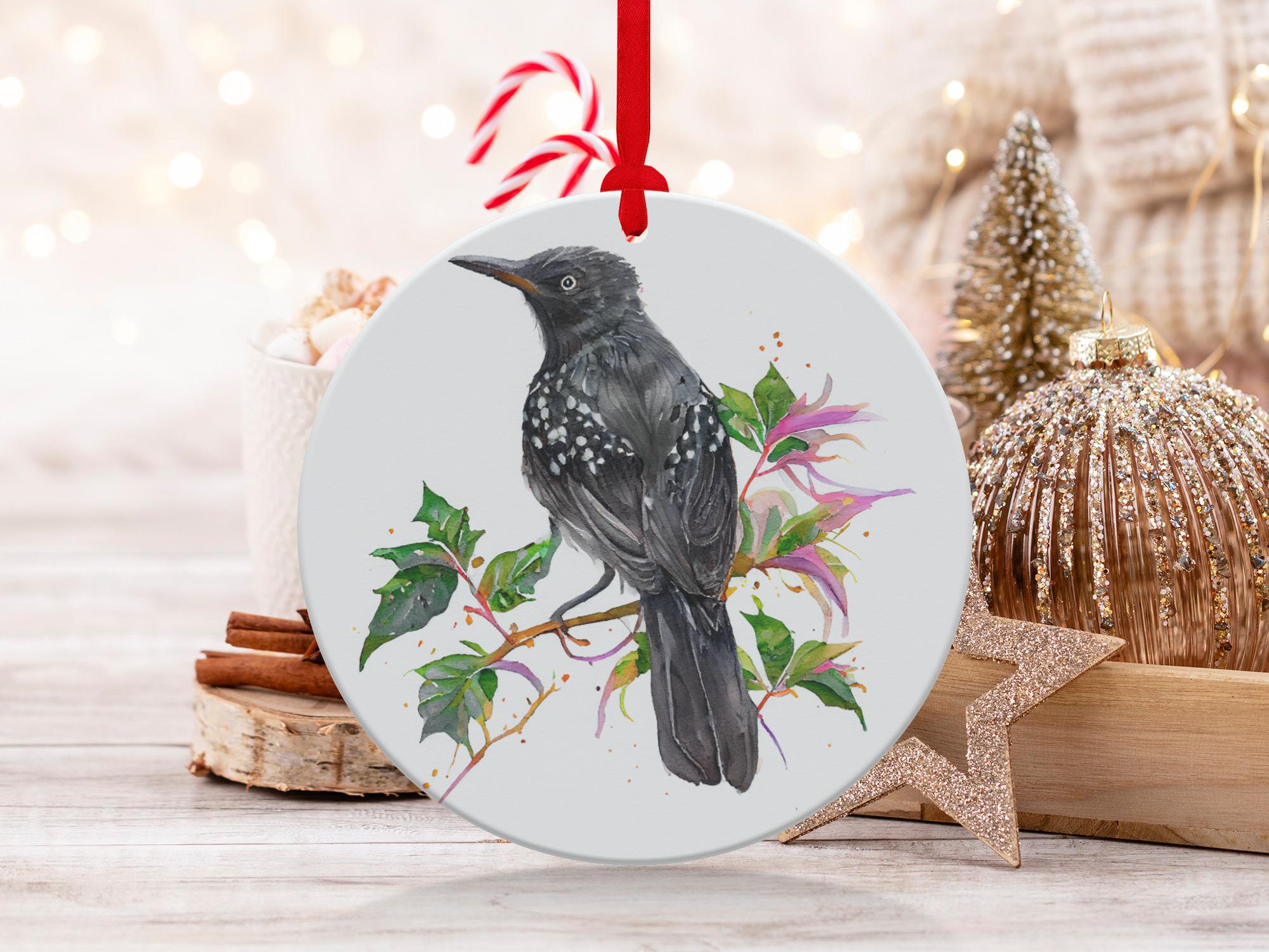 momorin水彩画 鳥とクリスマスオーナメント　値段は※900円です 水彩画のムクドリの鳥のオーナメント、鳥好きの方へのギフト、ユニーク
