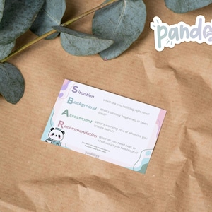 Zachte SBAR-verplegingskaart | Afdrukbare A7-overdrachtsherinnering | Shift-tool schattig verpleegster | SBAR-communicatiehulpmiddel | Pastel panda-ontwerp