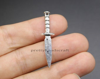 20 Sword Charm Knight’s Sword King Charms Crafts Fournitures Antique Silver Tone 9x39mm