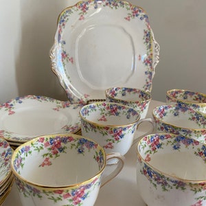 Crown china 'Maytime' trios and matching cake plate