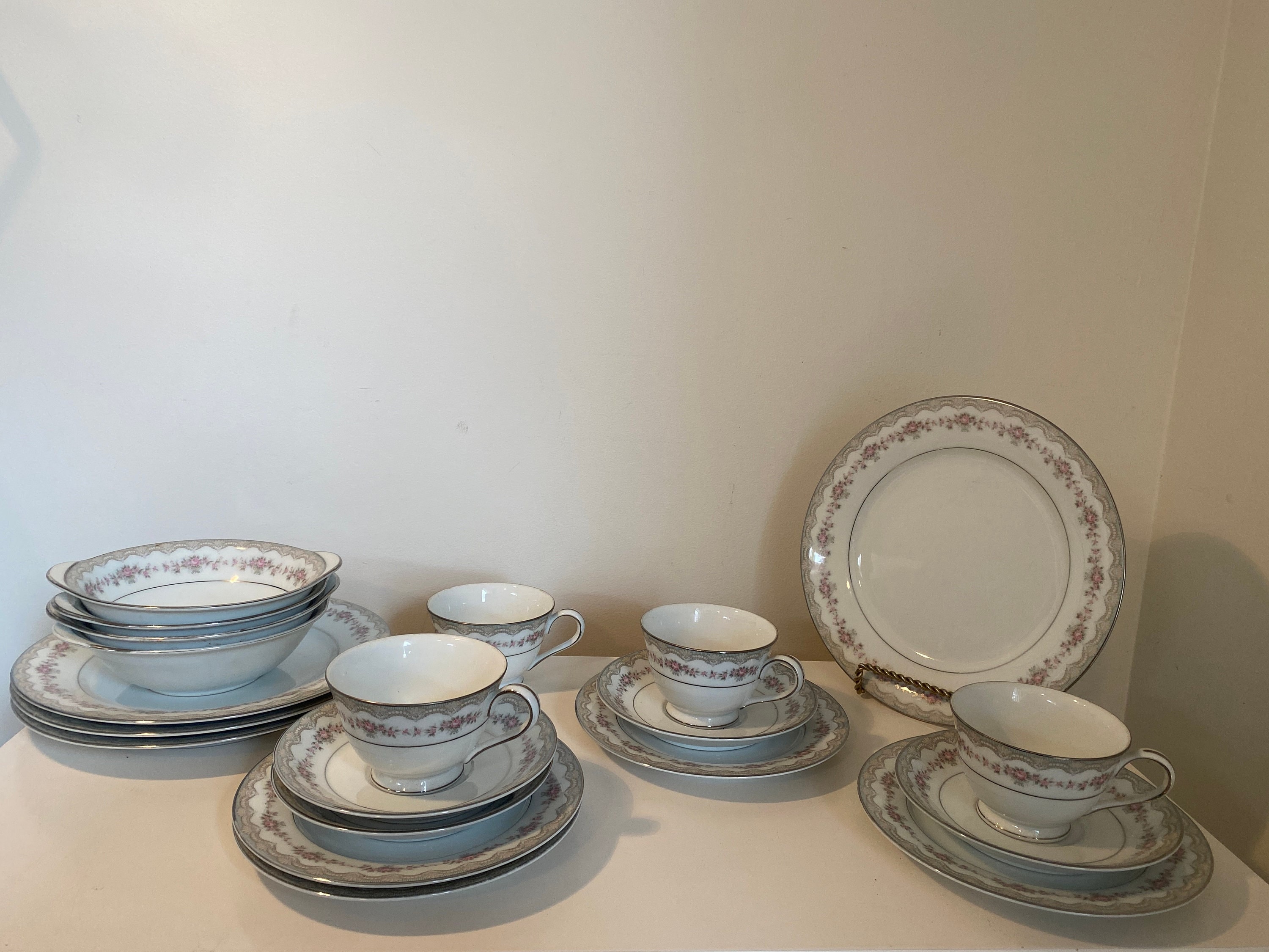 Noritake China Japan - Glenwood 5770 - Fine China, C1950's Noritake China Japan - Glenwood 5770 - Fine China, C1950's