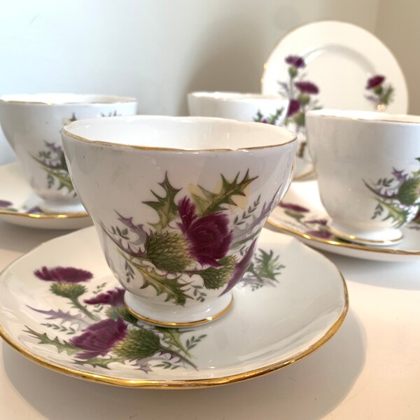Vintage "Highland Beauty" Trios - Patrón de cardo con adornos dorados, Duquesa China Inglaterra