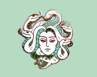 Pin de esmalte de cabeza de Medusa / Pin de esmalte duro / Serpientes / Mitología griega / Mitos / Gorgona