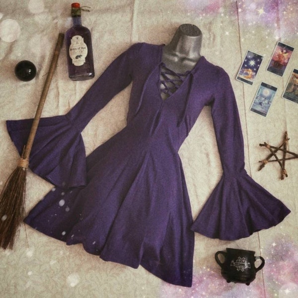 Hekate jurk - heksenjurk - rituele magie jurk - jurk met lange klokmouwen