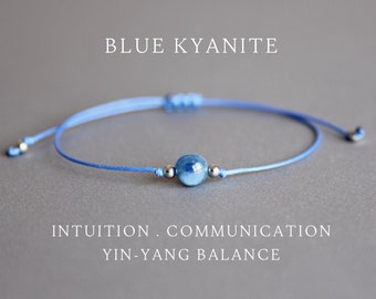 Blue kyanite bracelet Healing bracelet Bracelets for women Cyanite bracelet Grounding bracelet Meditation bracelet Energy bracelet Disthene