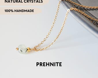 Elegante collar con colgante de cristal de prehnita, delicada gargantilla minimalista de piedra verde, joyería de piedras preciosas para mujer, regalo para mamá, collar personalizado
