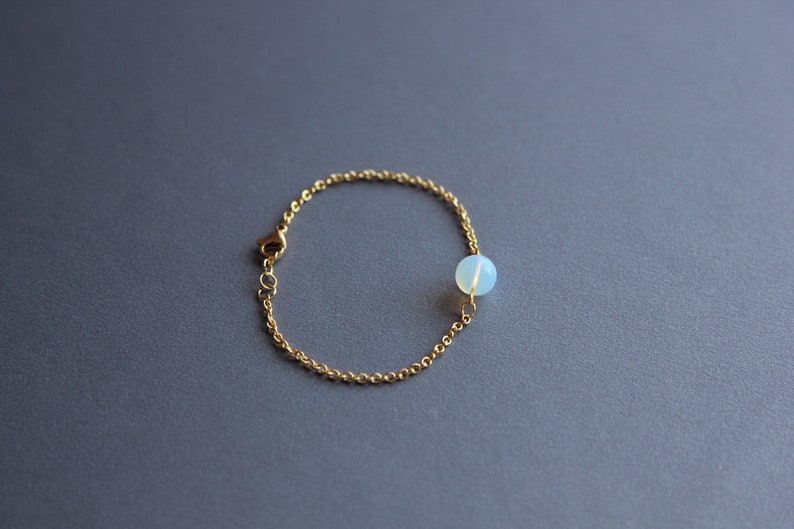 Moonstone bracelet June birthstone bracelet Chain bracelets for women Gold dainty bracelet Gemstone bracelet Cute bracelets Bead bracelet