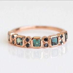 Vintage Alexandrite Spinal Band, Women's Half Eternity Band, Vintage Bridal Band, Color Changing Gemstone, Christmas Gift For Mother