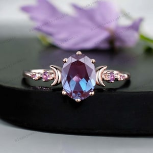 Purple Alexandrite Ring, Engagement Promise Gemstone Ring Mother&#39;s Day Anniversary Birthday Gift For Her Mum Girlfriend Oval Alexandrite