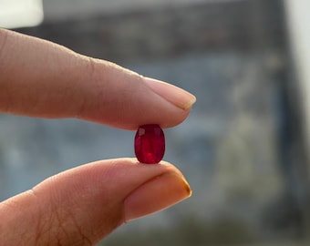 Rubí rojo sangre de paloma, 1,85 quilates, rubí birmano ovalado tratado térmicamente