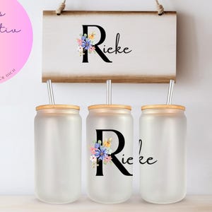 Personalisierte Tasse / Glas mit Deckel und Strohhalm, Monogramm, Namenstasse, Geschenk für Mutter, Buchstabe mit Namen