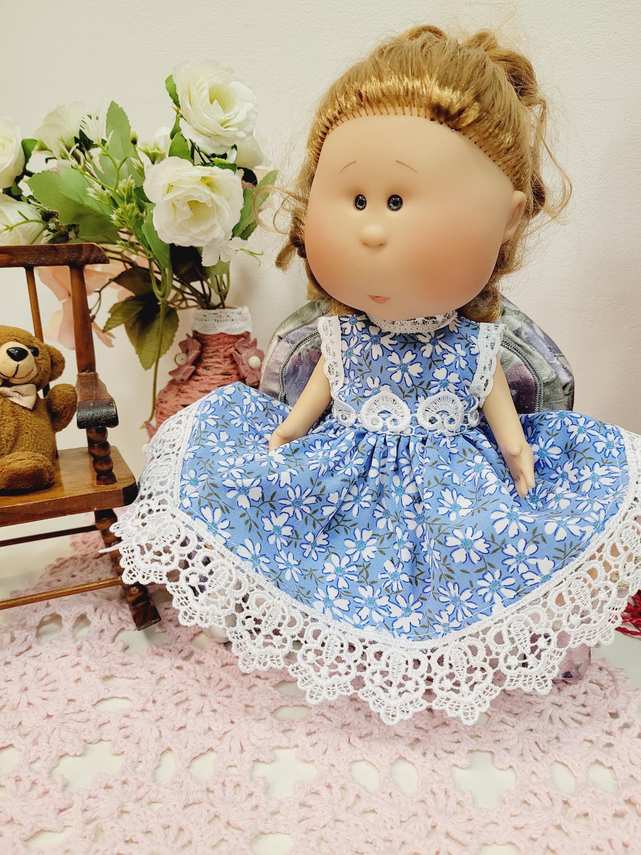 手作りミアドールドレス：ブルーフローラルレース、30cmドール用服
